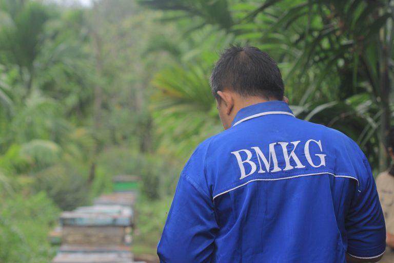 Survei Lokasi Kegiatan Literasi Iklim oleh Stasiun Klimatologi Jambi di Green Space Madunia